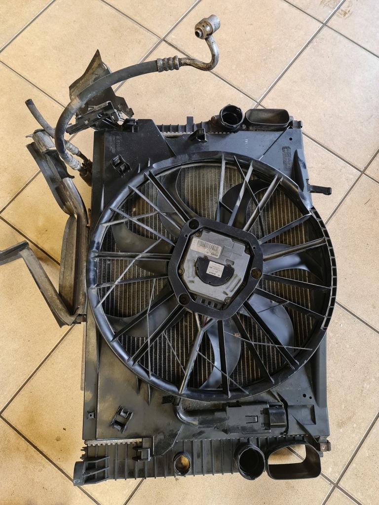 Купить Вентилятор радиатора mercedes w211 04'