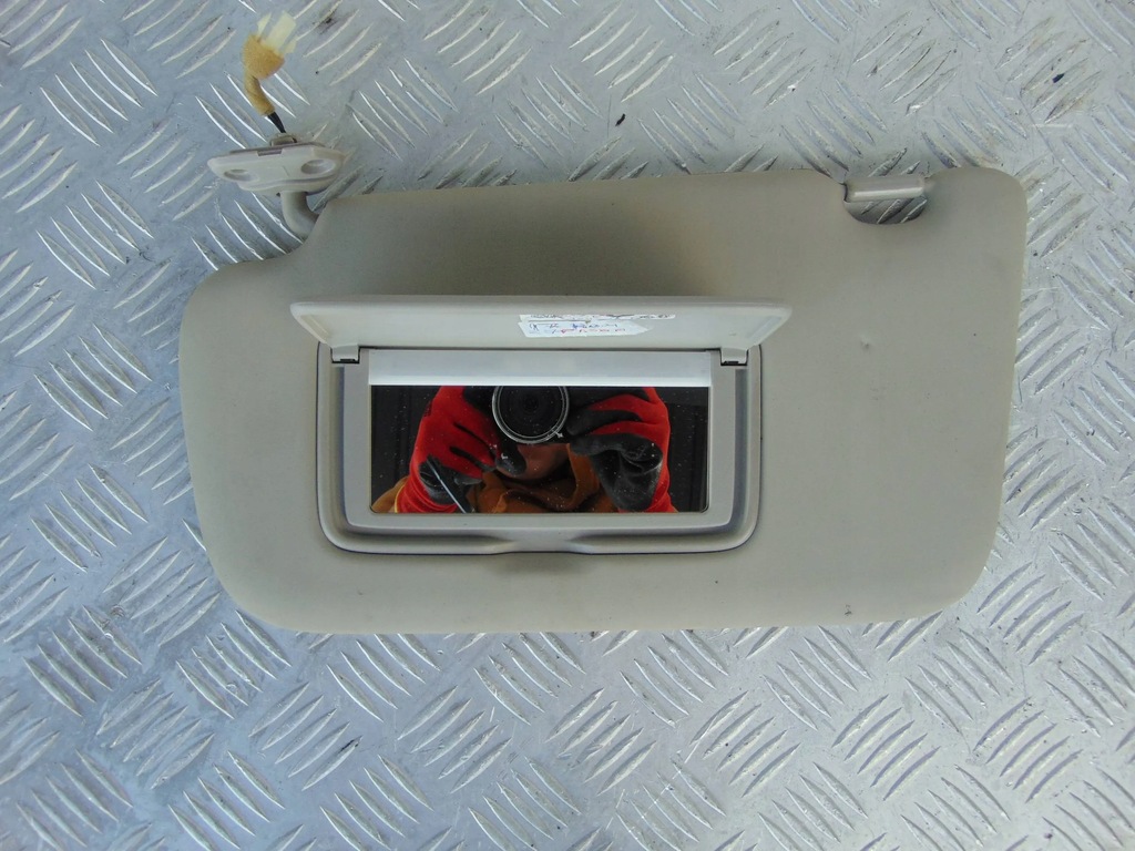 фото №6, Nissan leaf солцезащитный козырёк защита левая / правая