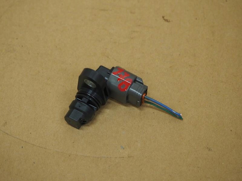 фото №1, Датчик вала розподільного валу mazda 2.0b pe0118230