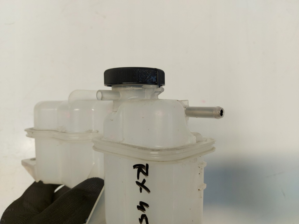 фото №3, Lexus rx450h iv бак расширительный