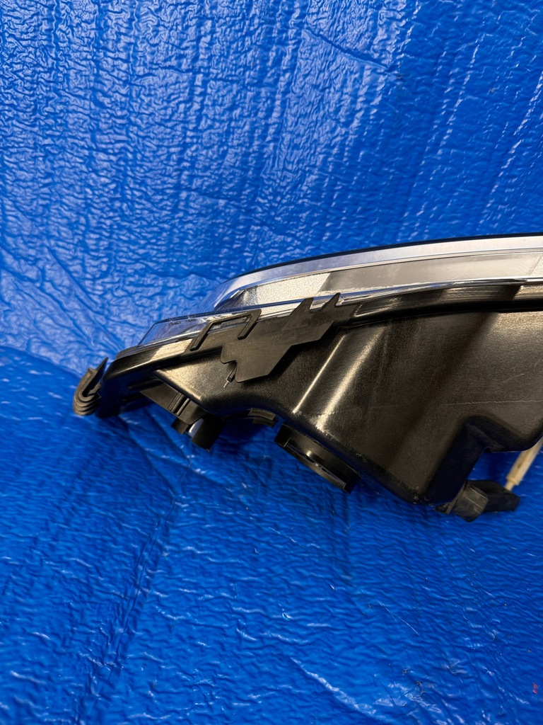 фото №14, Протитуманна фара правий skoda octavia iii 2012- 5e0941700d