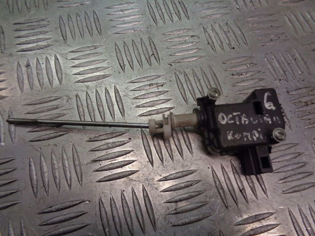 фото №1, Привід замка кришки багажника octavia ii kombi