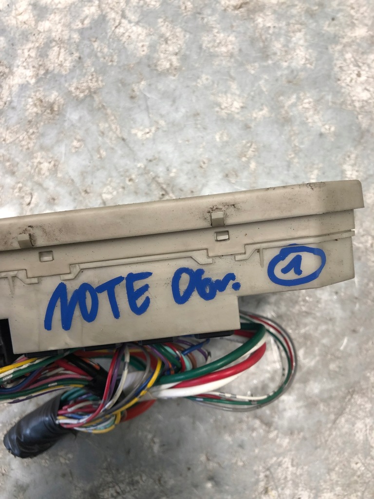 фото №6, Коробка запобіжників nissan note e11