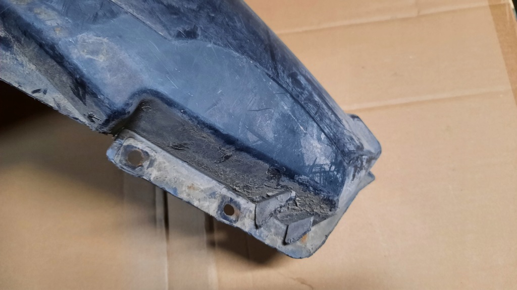 фото №3, Подкрылок правый задняя volvo v40