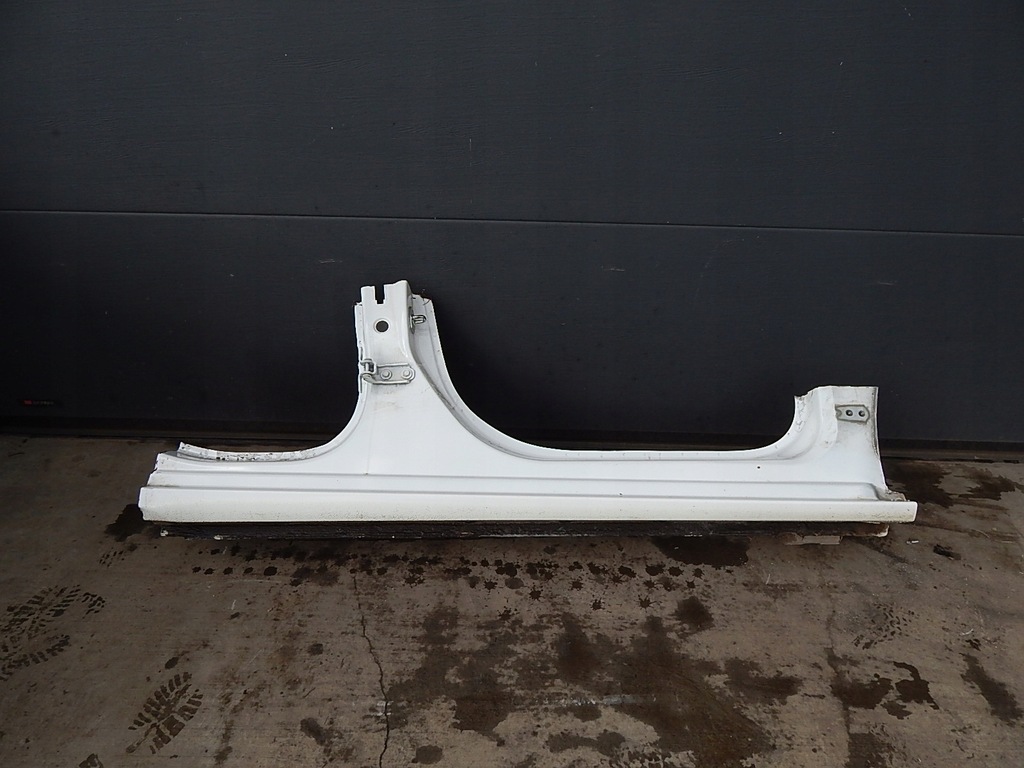 фото №1, Opel astra k 2015-21 порог правый