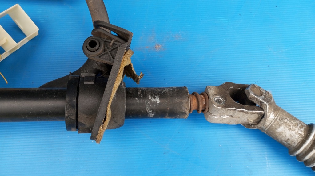 Купить Bmw 3 e36 кабриолет  8360915 8360922 колонка рулевая воздуховод замок зажигания eu