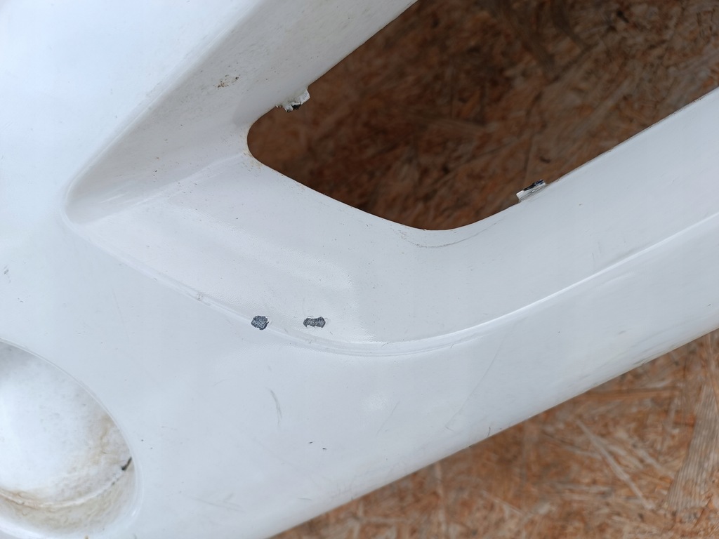 фото №10, Бампер перед передний оригинал 8200697211 dacia logan 2004-2009 8200590865