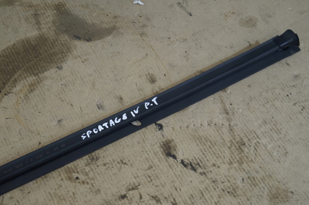 фото №4, Прокладка скло двері правий задня kia sportage iv 16