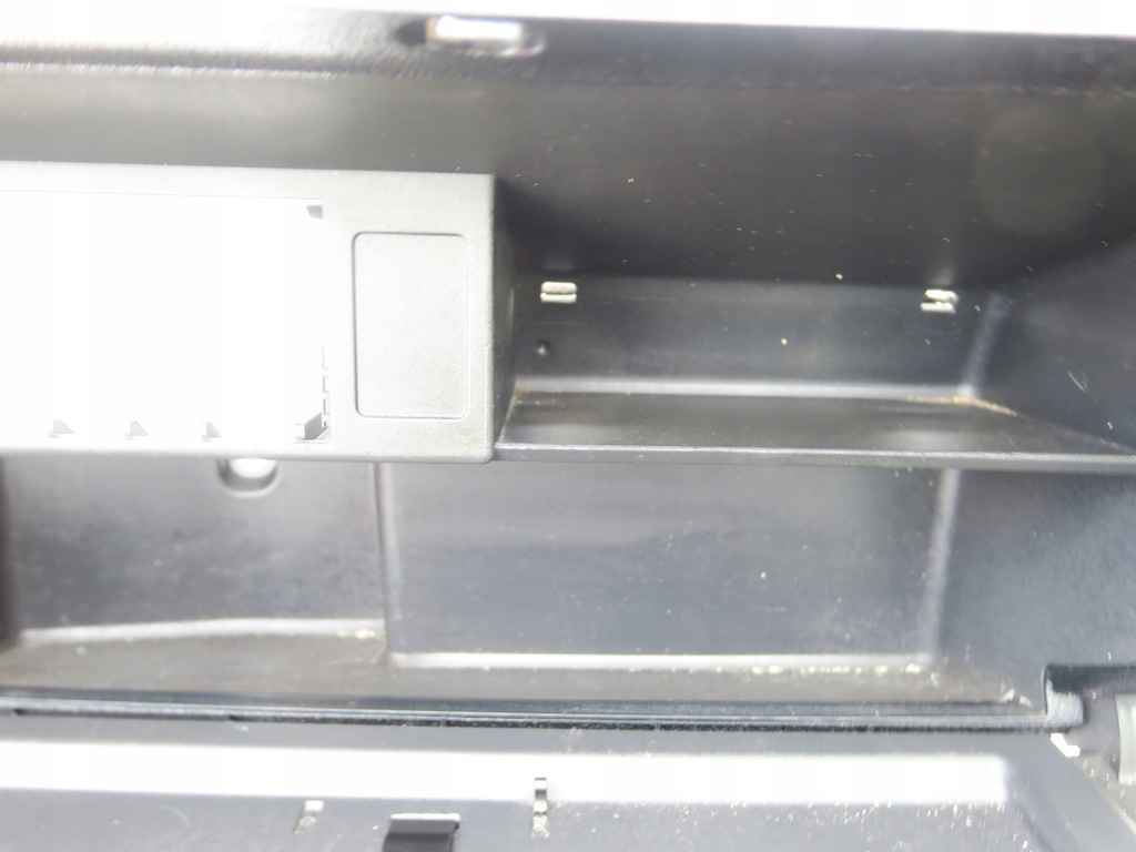 фото №13, Бардачок пасажира pod чейнджер чорний soul europa audi a3 8p 03-