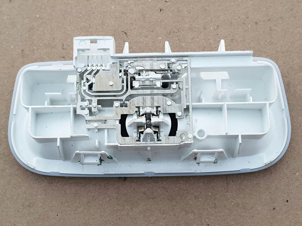фото №3, Лампа стельовий салону renault clio iv captur