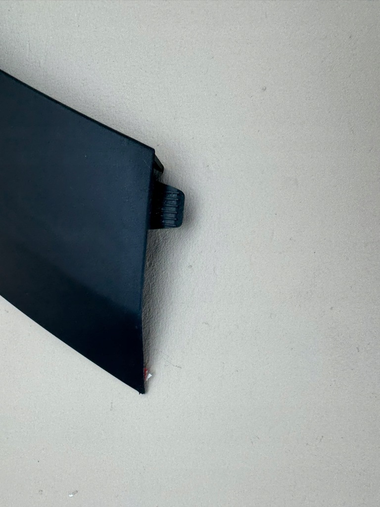 фото №8, Land rover defender l663 20r- молдинг крыла правый перед правая l8bm-16a074