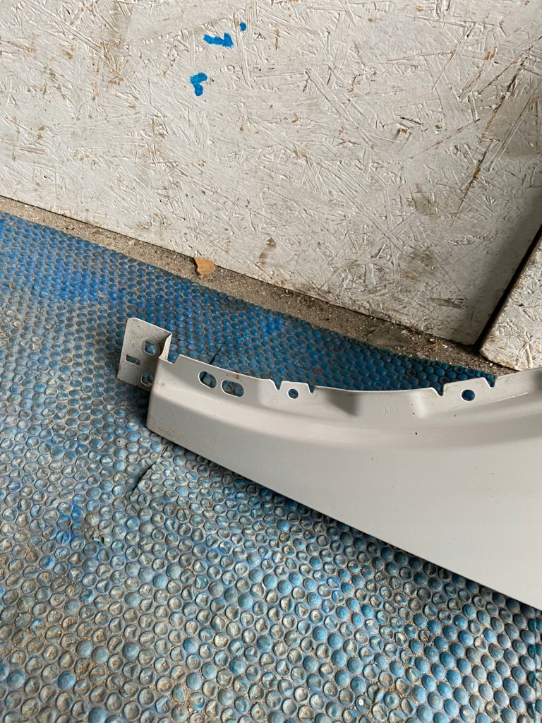 Крыло  левое  jaguar e-peace x540 2017- Недорого