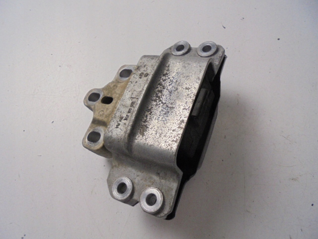 фото №1, Подушка коробки vw tiguan i fl 2.0 tdi 15 r passat cc