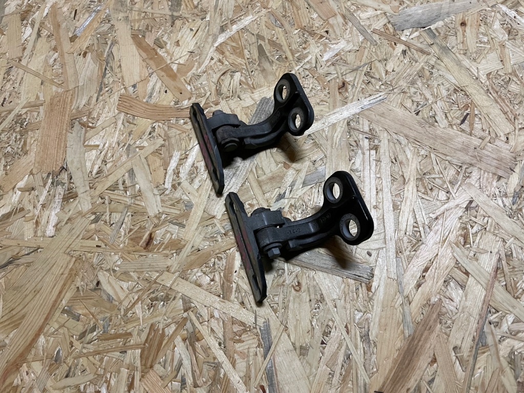 фото №1, Петля петлі двері правий перед land rover freelander ii 2 l359 lrc921