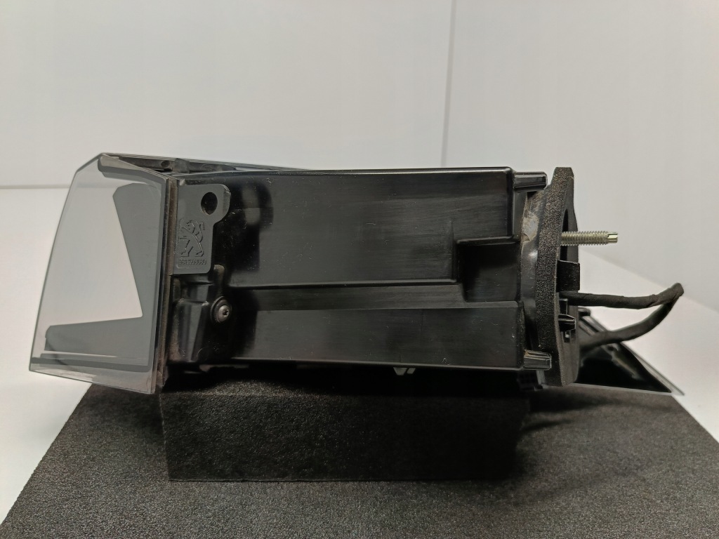 Купить Peugeot 508 2 18- фара левое  задняя левая задняя адаптивный led европа  9813508680