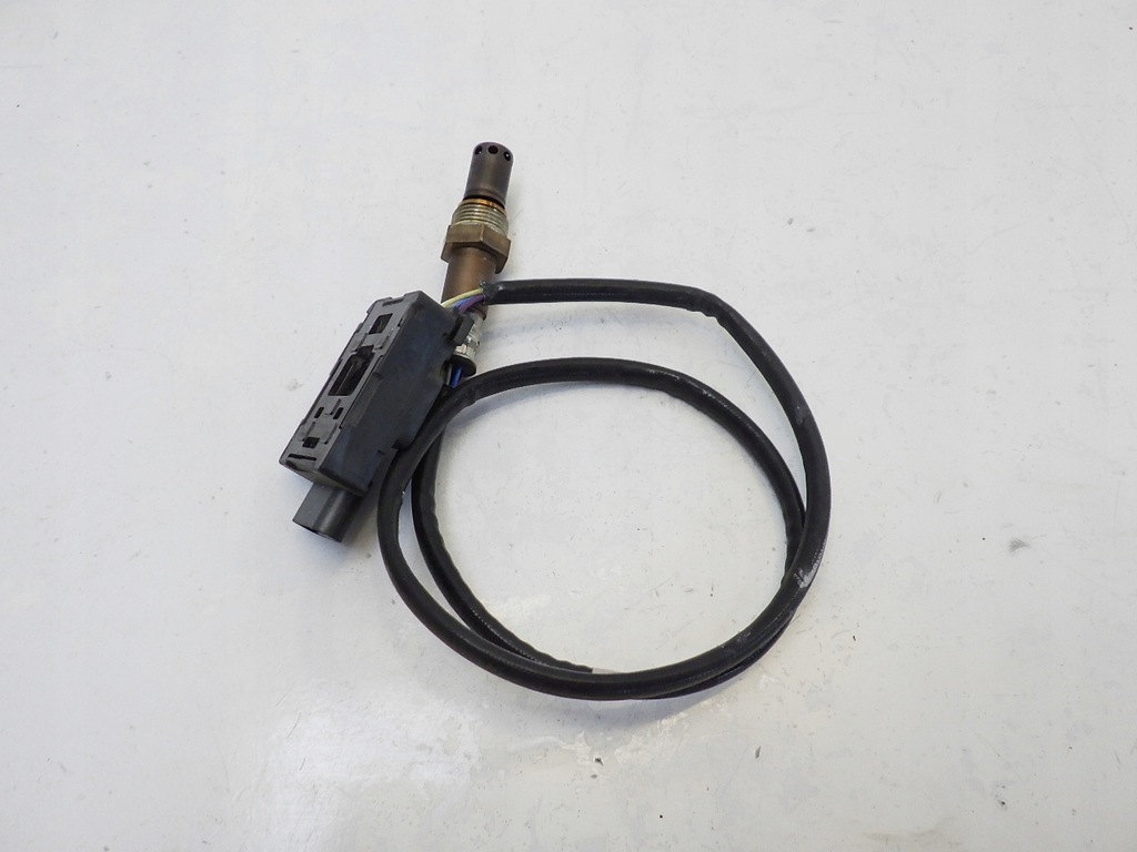 фото №1, Audi q3 83a f3 2.0tdi датчик лямбда-зонд nox 05l907807al