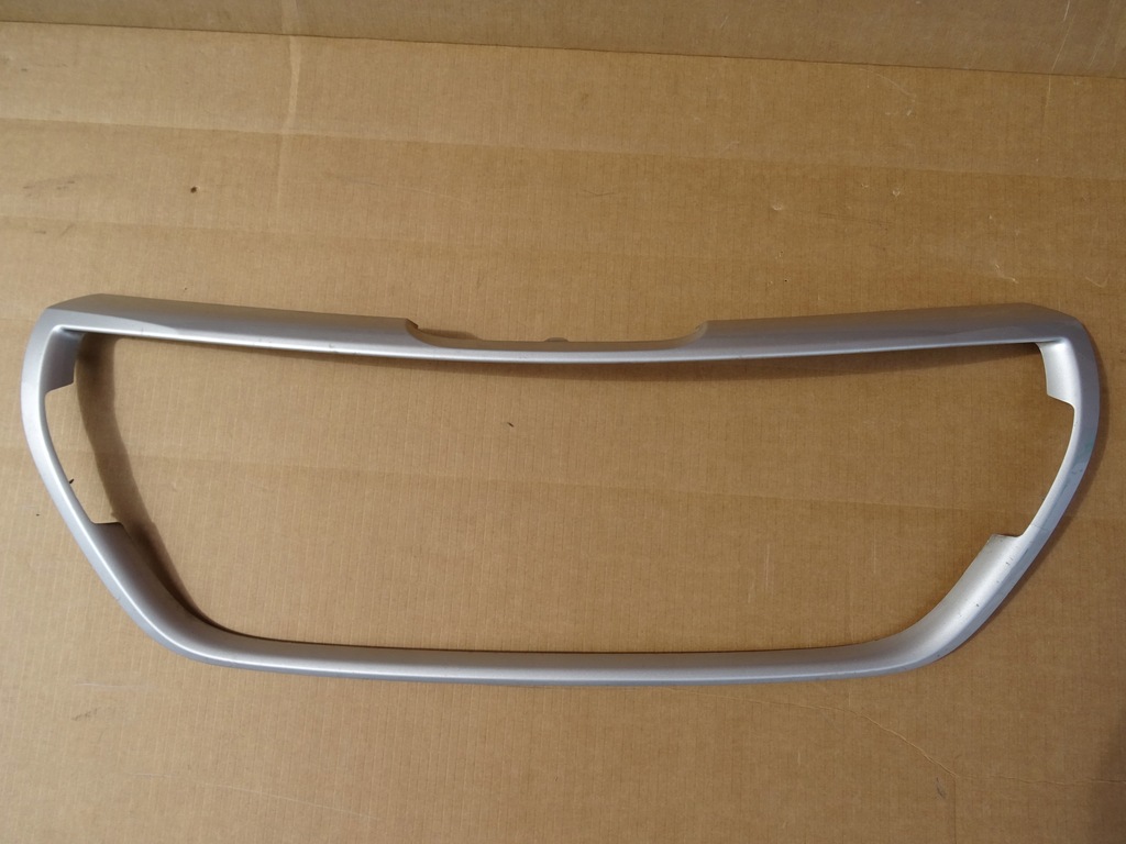 фото №1, Peugeot 208 lift хром решётка радиатора 9810529377