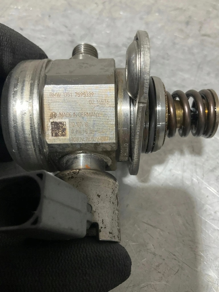 фото №7, Насос пального bmw 5 f10 7595339 4.4l бензиновий 300kw 2013