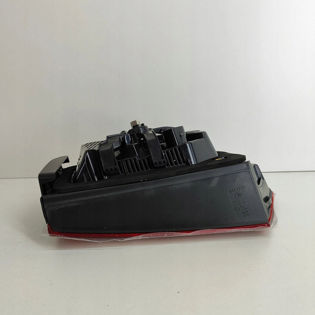 фото №6, Audi a6 s6 c7 4g 2011 правая сторона лампы задний крышки багажника