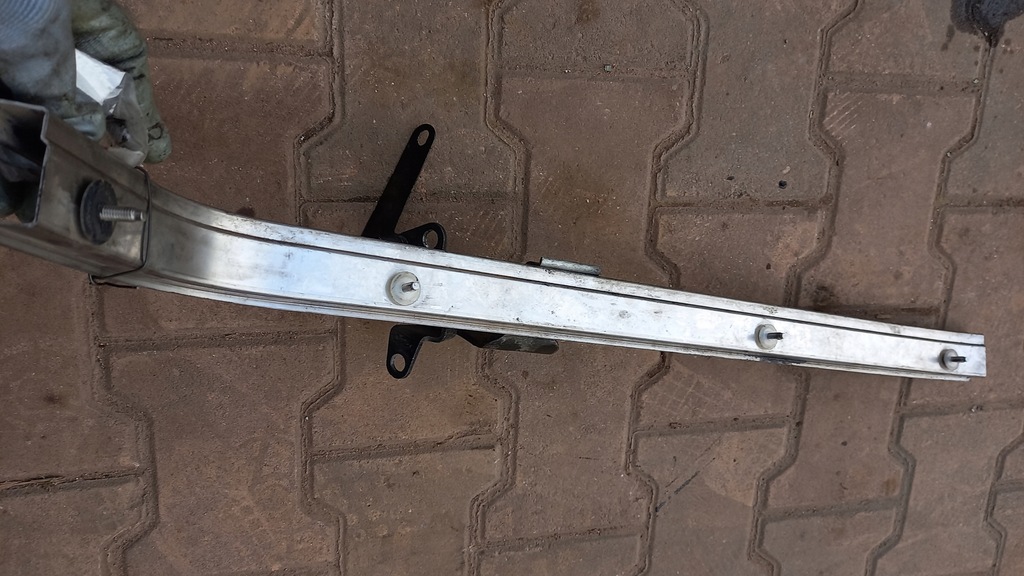 фото №1, Направляющая mazda 5