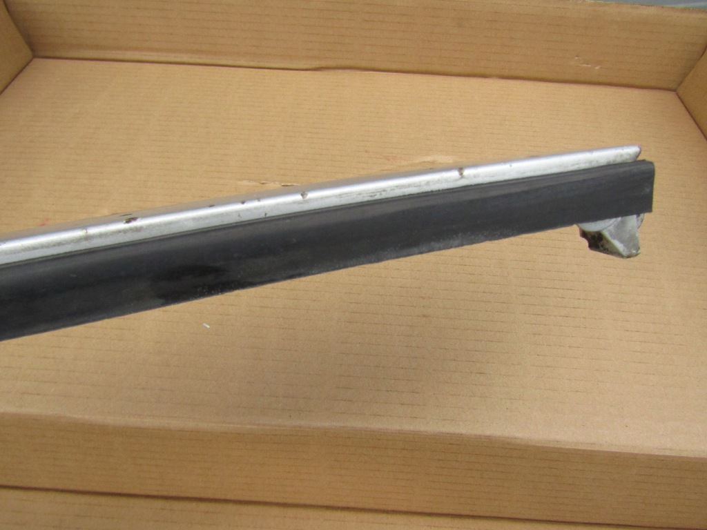 фото №7, 8 mercedes w124 85-93 молдинг pod фара ліва