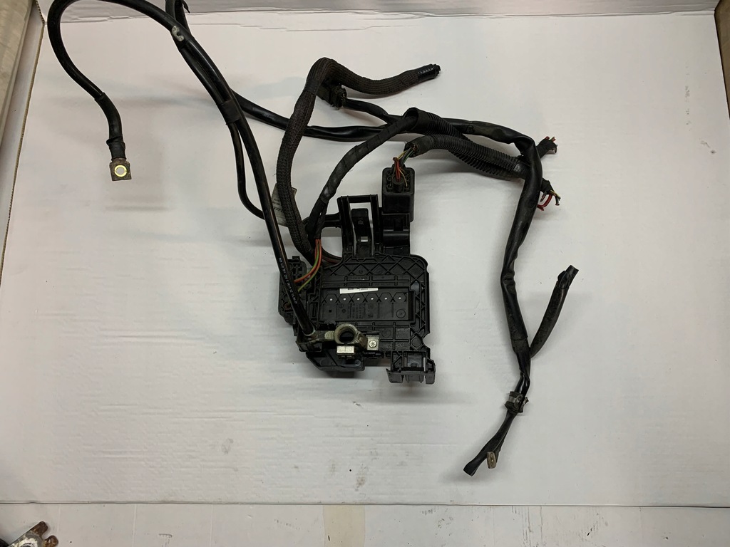 фото №1, Коробка предохранитель 6r0937550a skoda rapid