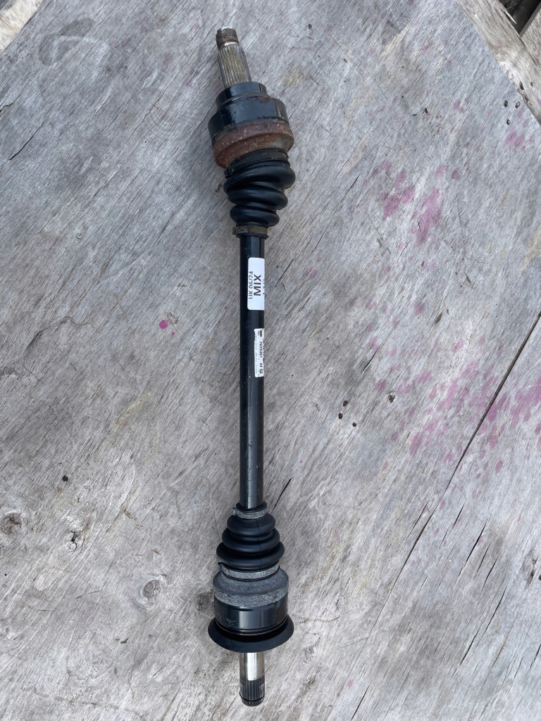 фото №1, Приводной вал левая левый задняя 7629301 bmw f20 f30 f32 11-19