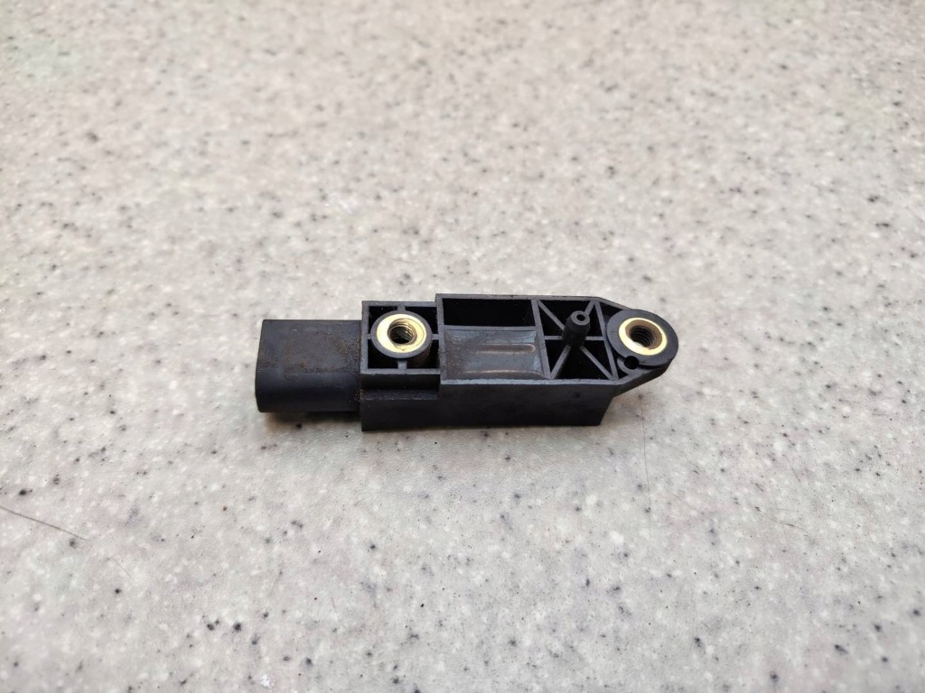 фото №2, Датчик udrzenia подушка безопасности a0028202726 mercedes sl r230 w230