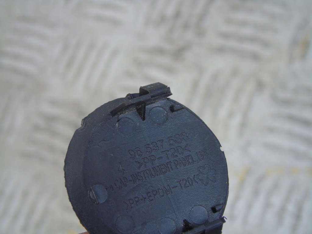 фото №3, Kalos aveo заглушка консоли 96537588