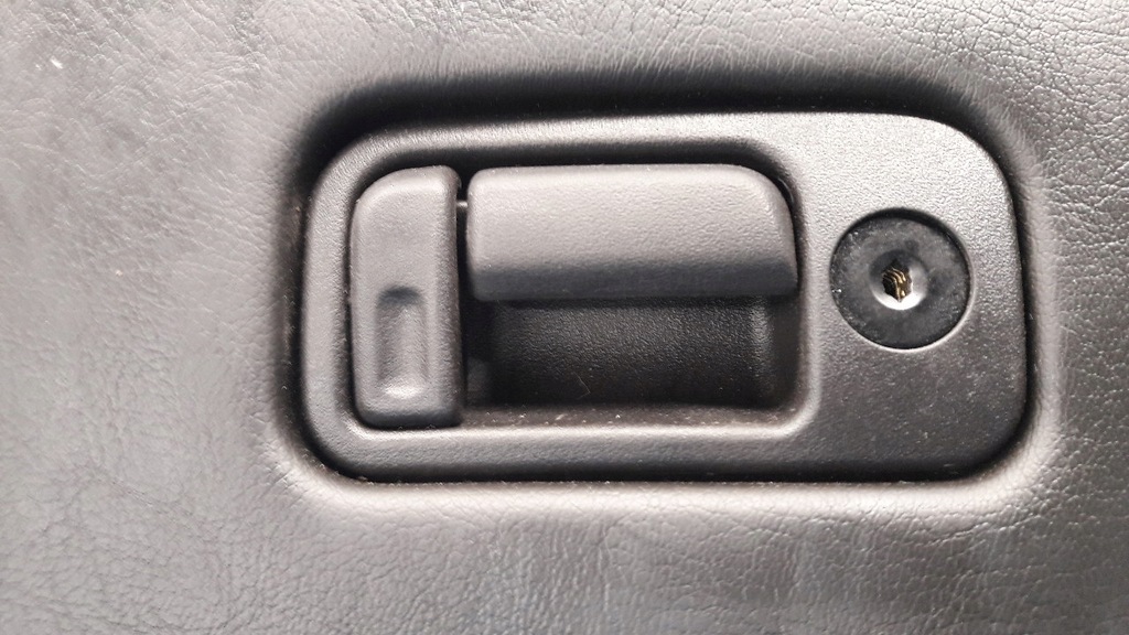 фото №10, Xr8354045f48bd бардачок jaguar s-type