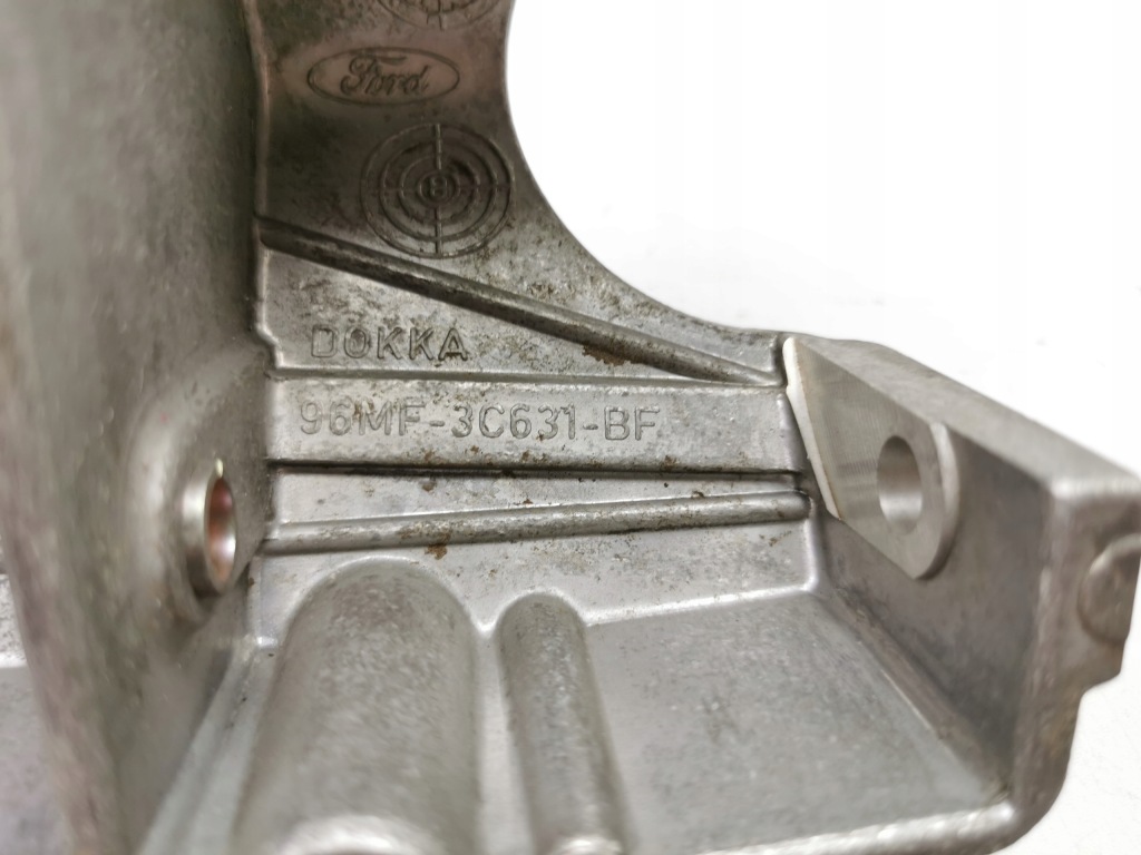 Кронштейн насоса підсилювача керма ford fiesta 1995-2002 оригінальний номер 1004470 Київ