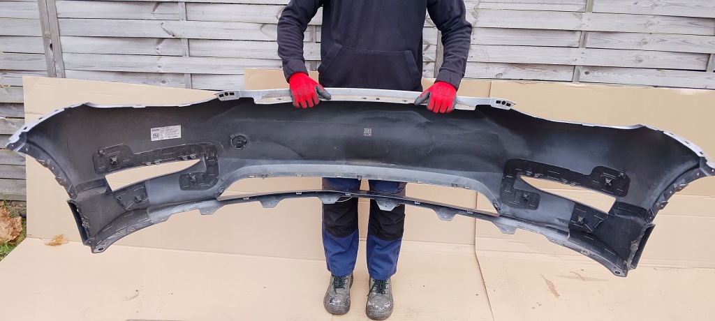 Бампер перед передній tesla model y 20-24rok 1540104-06-c оригінал Київ