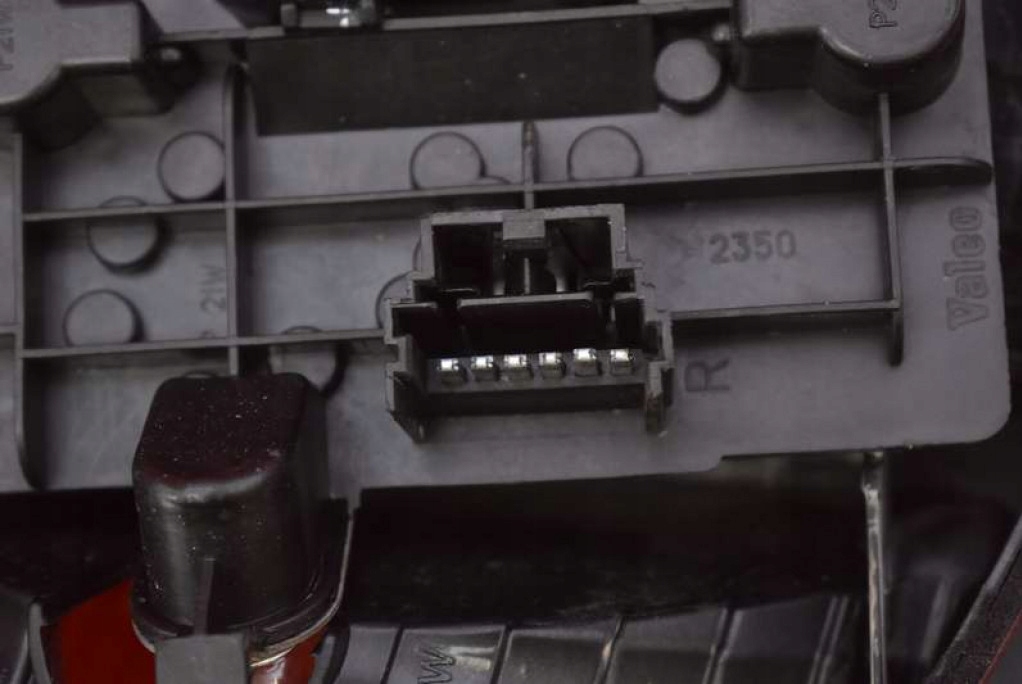 фото №7, Лампа права задня задня 015511932r renault thalia lift 02-06