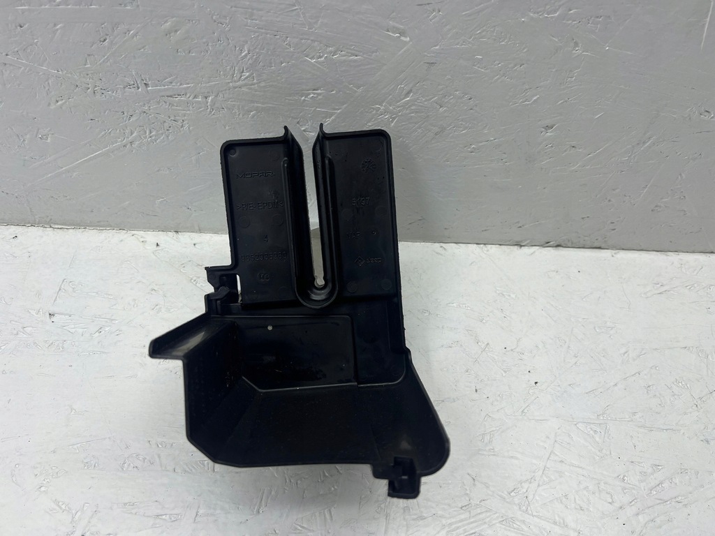 фото №1, Opel mokka b 2024 частини салону автомобіля