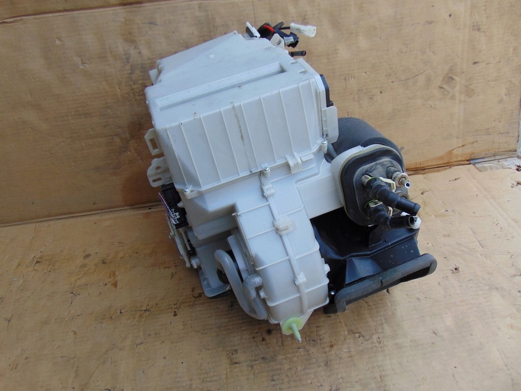 фото №9, Обігрівач кондиціонера mazda 5 cw 2010- europa