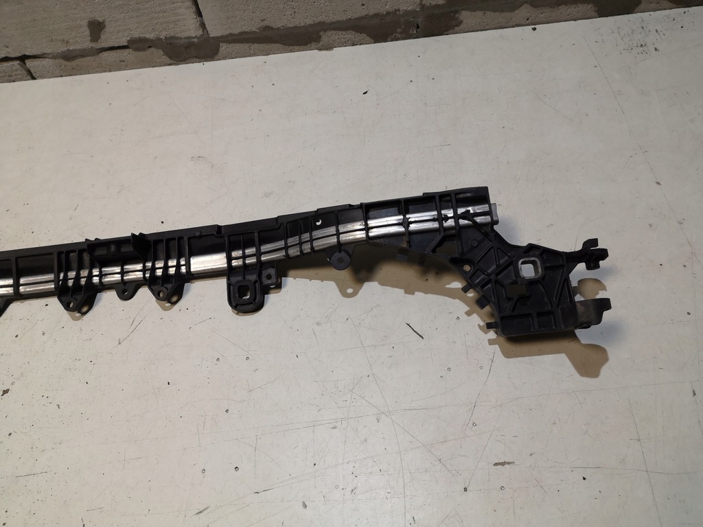 фото №5, Pas передний верхний усилитель mercedes c w205