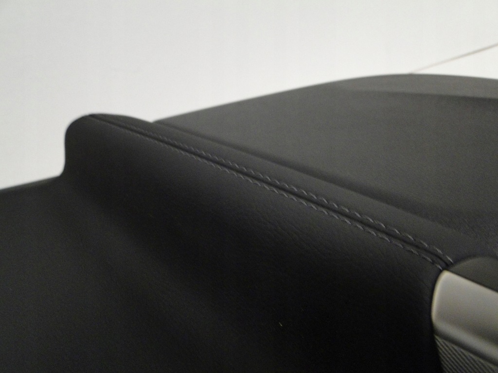 фото №12, Mercedes glc 254 x254 c254 amg обивка обшивка дверь передние правое 9h15