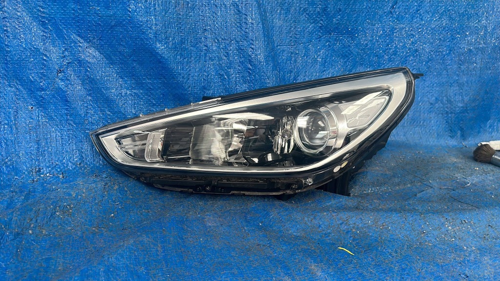 фото №1, Hyundai i30 2017- лампа левая передняя перед