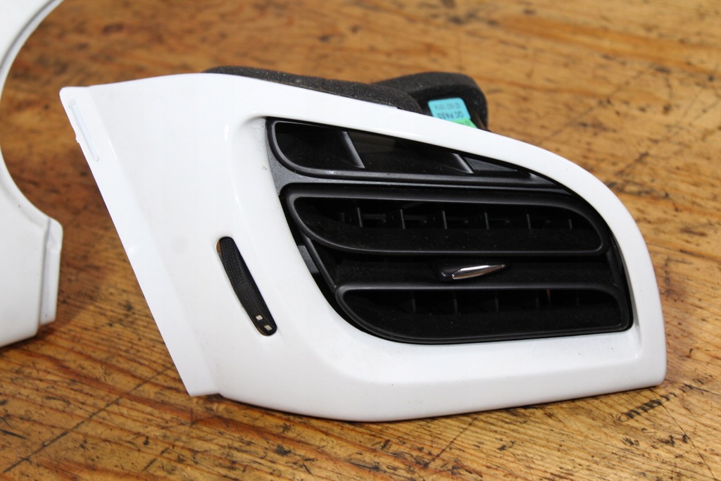 фото №16, Citroen ds3 10r решітка обдув ліва права комплект a1092112