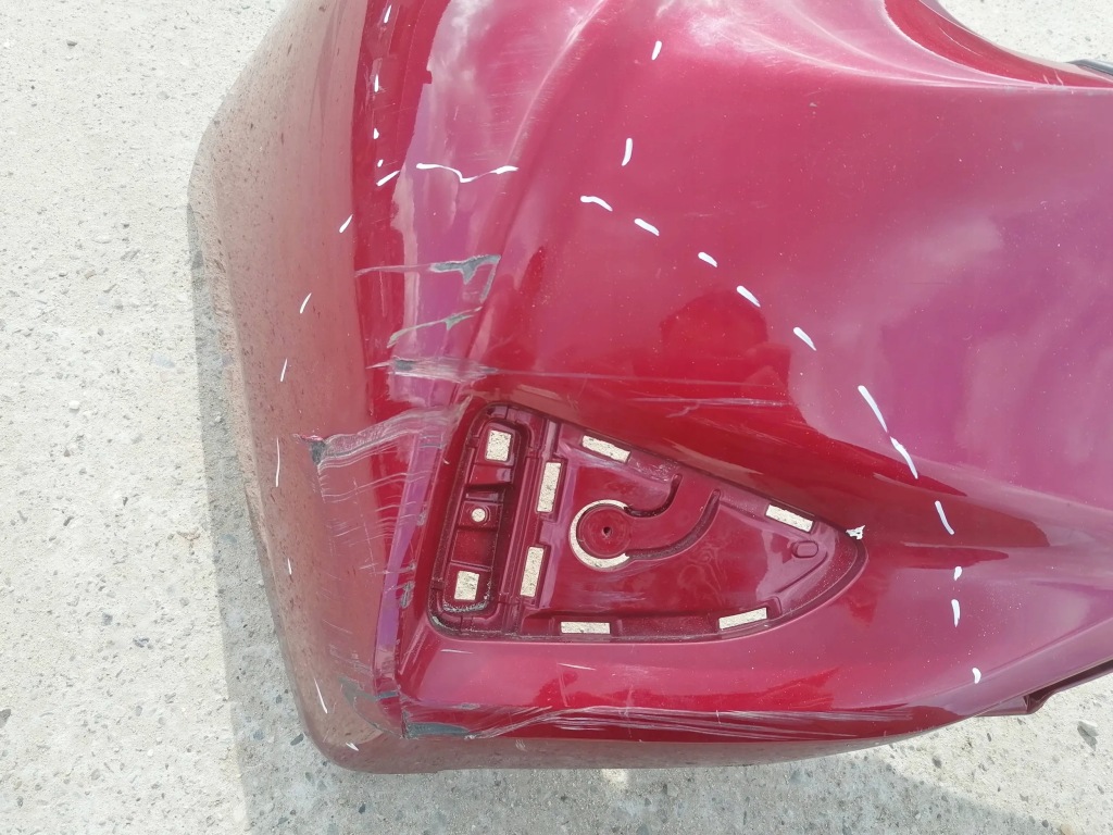 Бампер задній задні toyota yaris 3 рестайлінг  17-19 Зі Шроту