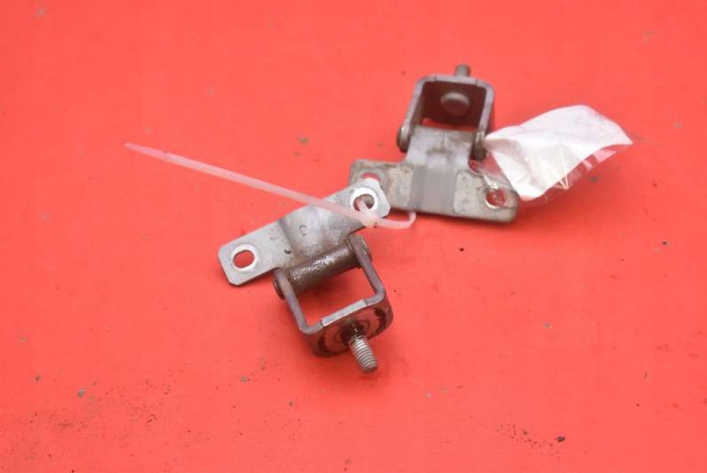 фото №4, Петля петлі кришки mitsubishi asx 1 i 12-16