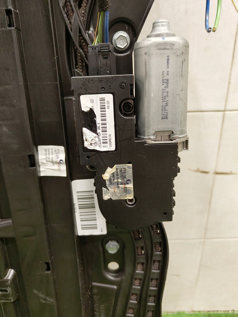 фото №7, Bmw x1 f48 панорама дах панорамний