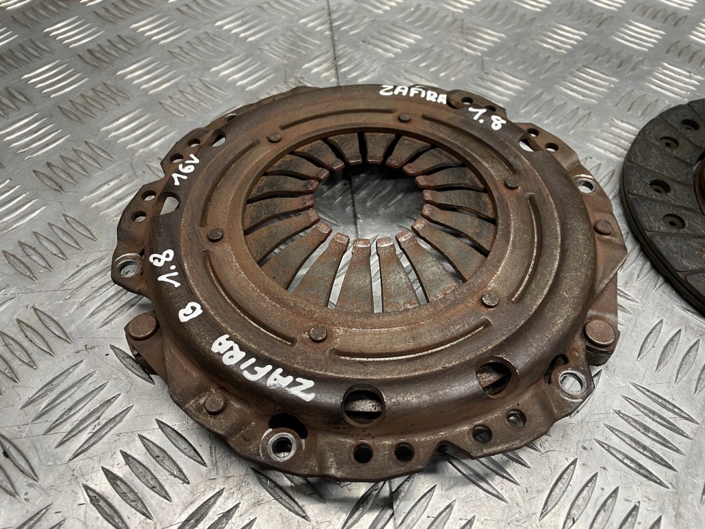 Купити Зчеплення комплект диск 1 притиск opel zafira b 1,8 16v 05-14