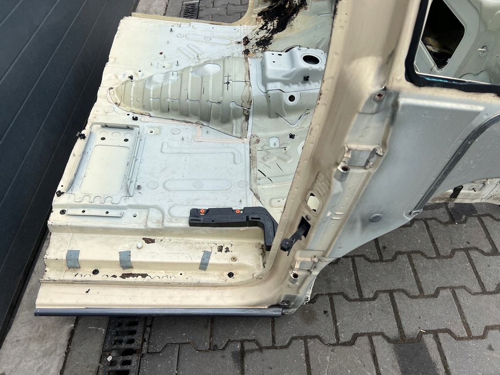 фото №9, Четверть перегородка перед правая левая w447 europa