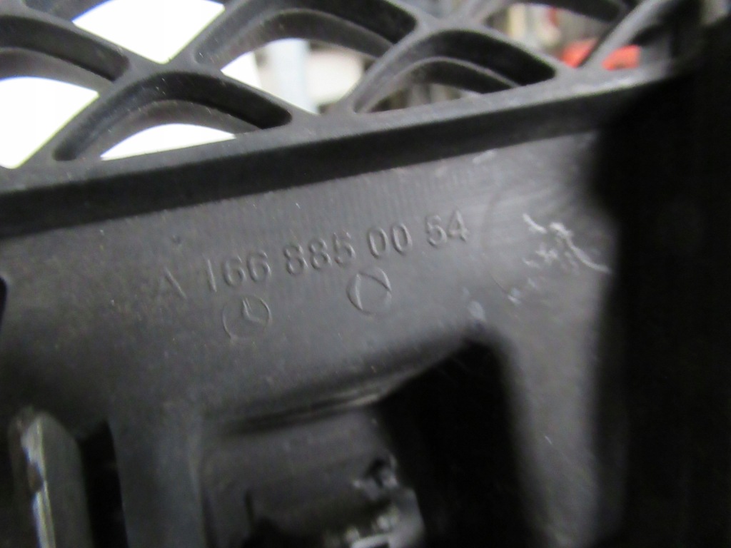 Купити Mercedes gl w166 x166 решітка радіатора решітка  хром a1668850054