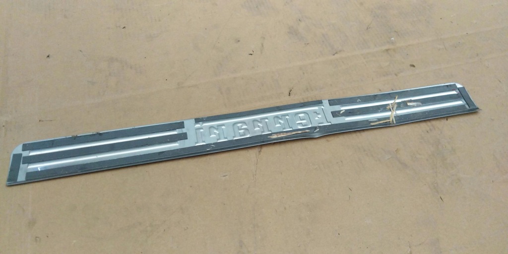 Ferrari f8 spider молдинг накладка порог в Украине