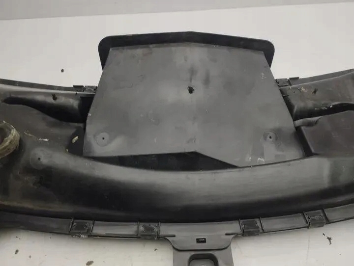 фото №8, Решётка радиатора audi a2 8z0 8z0819915 1.4l бензиновый 55kw 2001