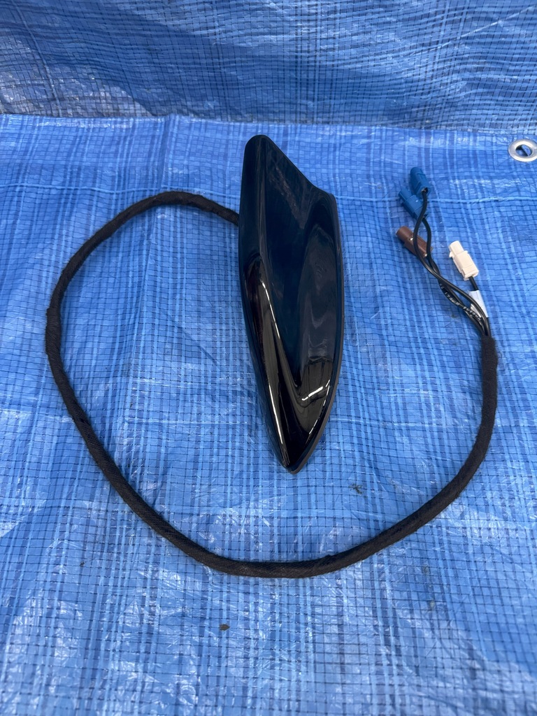 фото №1, Антена дахова rekin renault megane v e-tech 282168312r