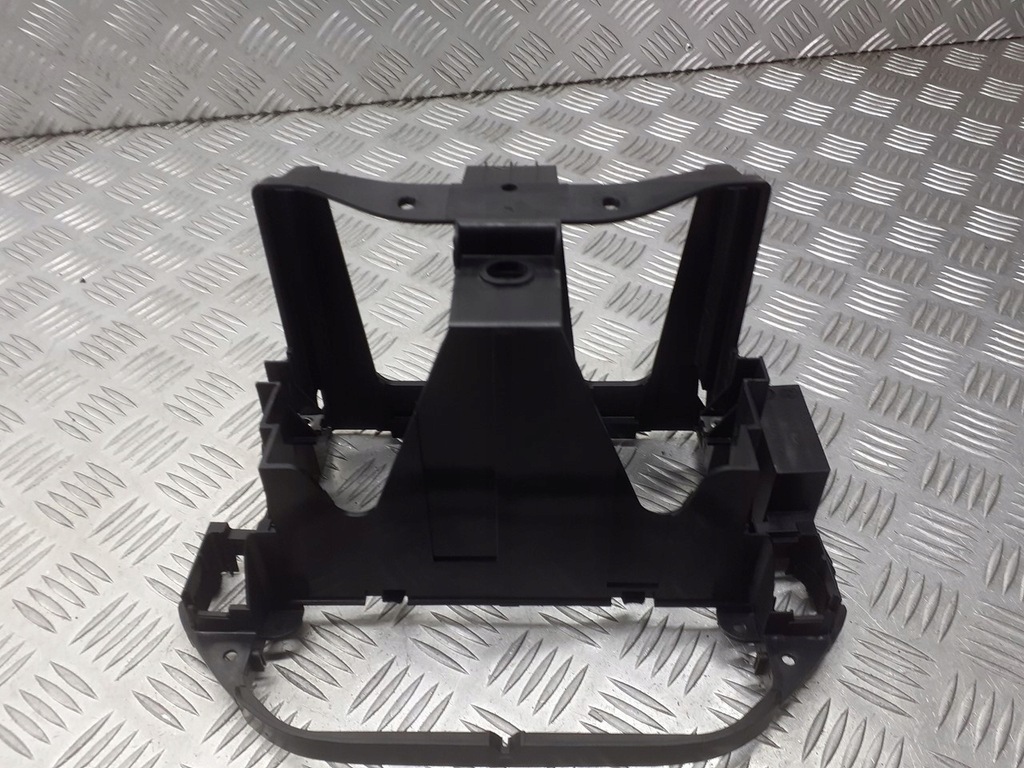 фото №3, Рамка радио ford c-max 3m51-18a998