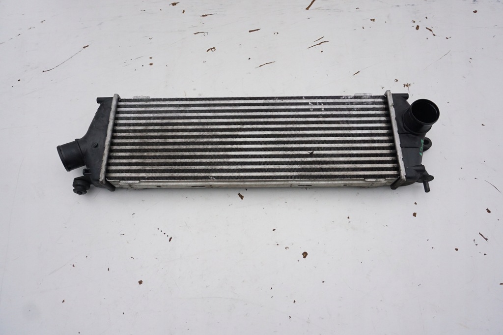 фото №1, Интеркулер 8200411160-e renault trafic ii 2.0 dci